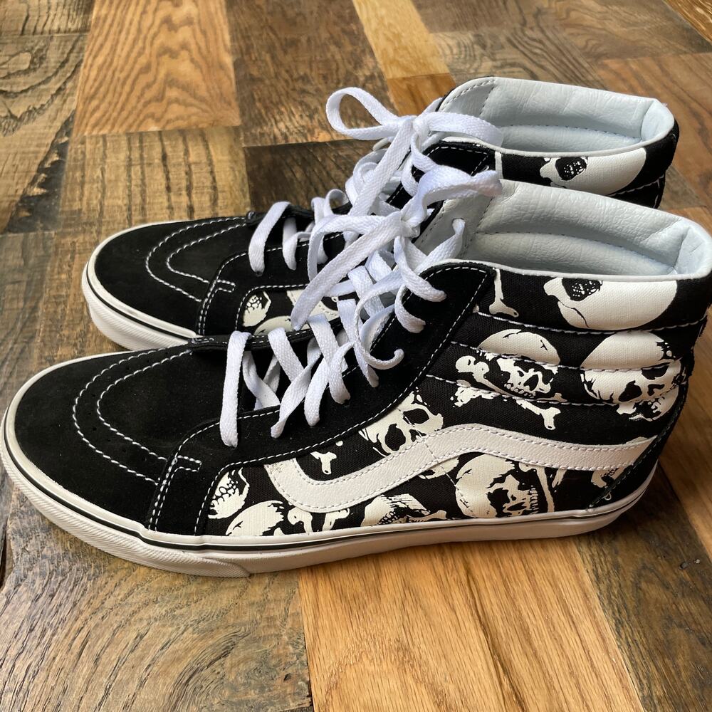 Vans Sk8-Hi Skull Crossbones Black White High Top Skateboard Shoes Men's 10.5
